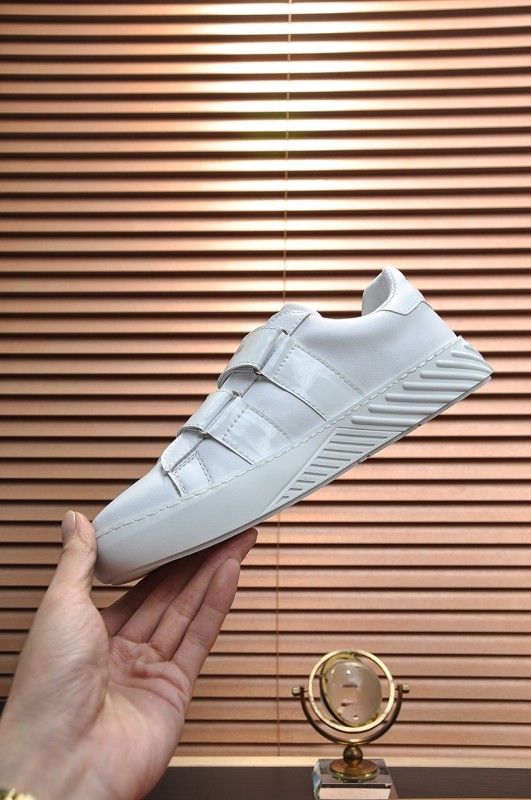 Armani Low Top Sneaker 33