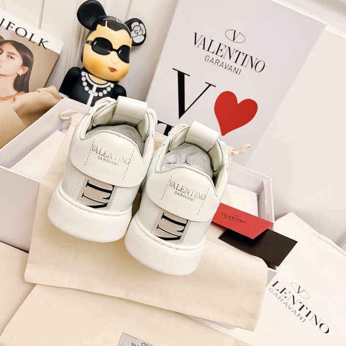 VALENTINO GARAVANI VL7N WOMEN Sneaker 4