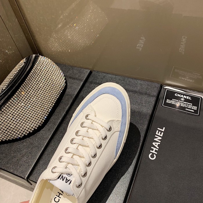 Chanel sneaker 1