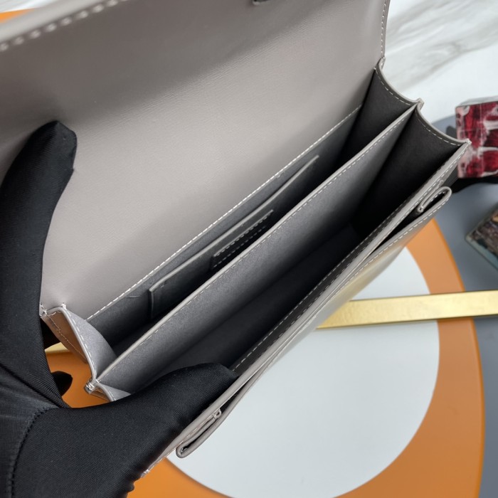 Handbags SAINT LAURENT 442906 size 22x8x16 cm