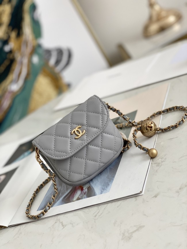 Handbag Chanel 81462 size 9*10.5*2.5 cm