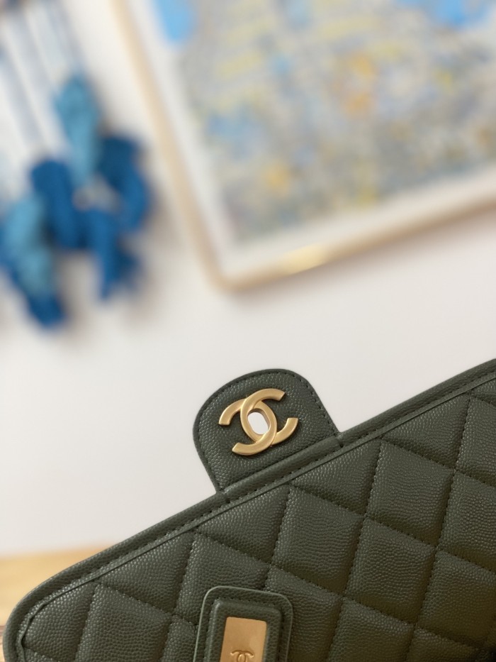 Handbag Chanel AS3653 size 25x21.5x7 cm