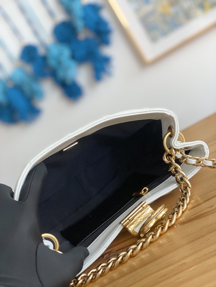 Handbag Chanel 3476 size 17*23*7* cm