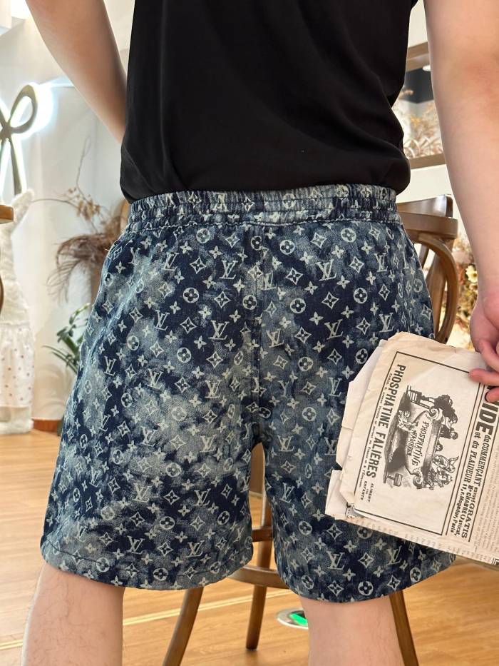 Clothes Louis Vuitton 346