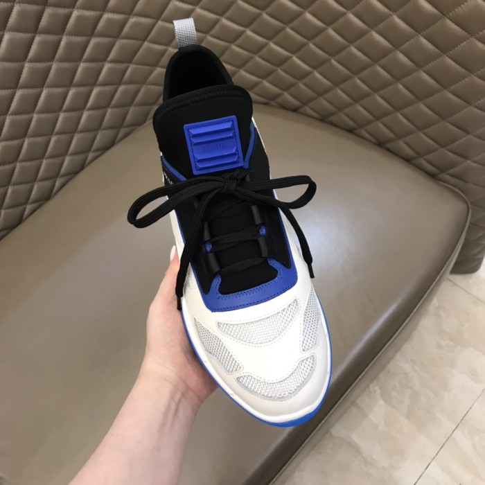 Prada Low Top sneaker 4