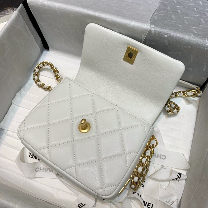 Handbag Chanel AS2733 size 17 12.5 5 cm