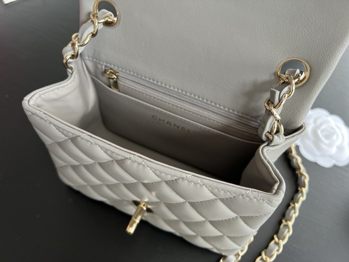 Handbag Chanel 1115 size 17 cm