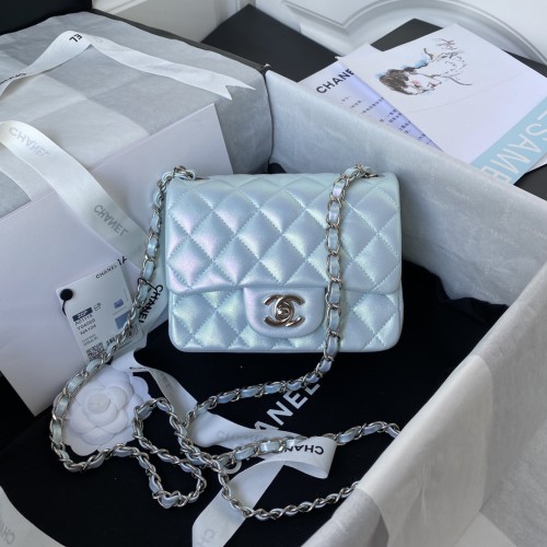 Handbag Chanel A01115 size 17 cm