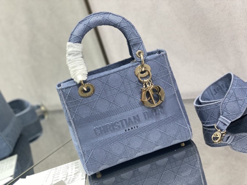 Handbag Dior size 24 cm