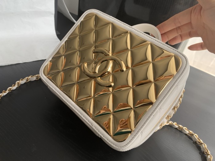 Handbag Chanel 2900 size 20cmx19cmx9 cm