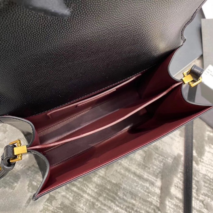 Handbags SAINT LAURENT 602716 size 20x16x7.5 cm