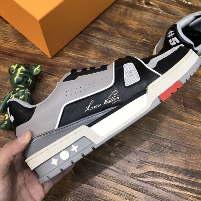 Louis Vuitton Trainer Sneakers 31