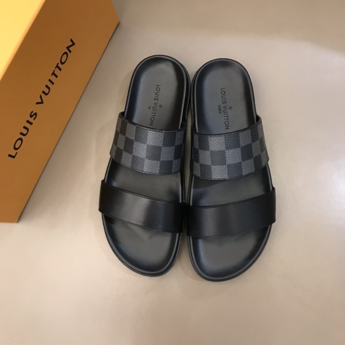 Louis Vuitton Slipper 63