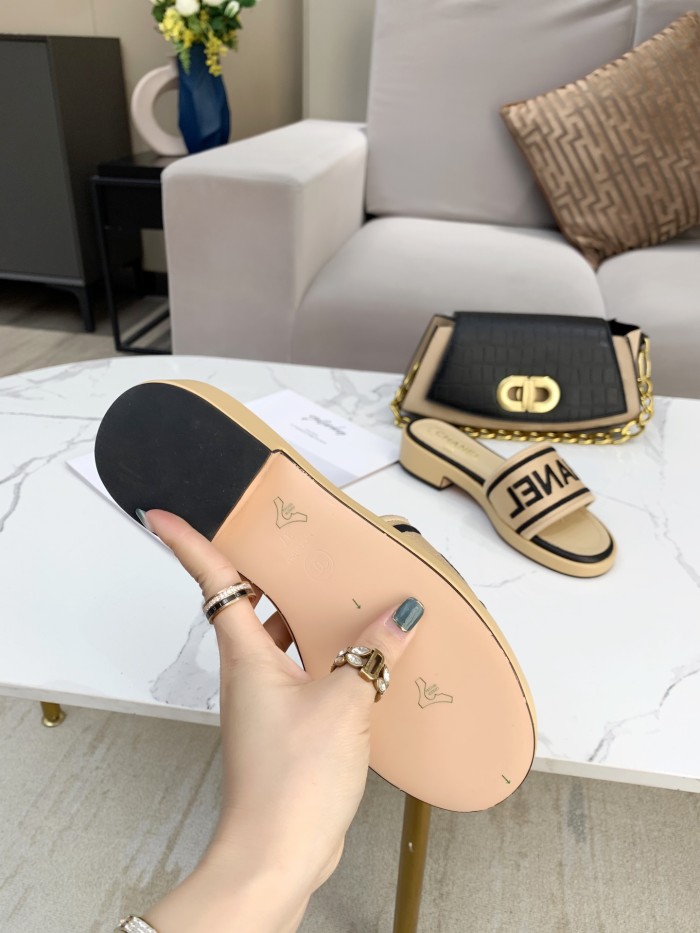 Chanel Slides 18