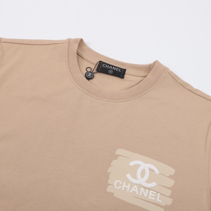 Clothes CHANEL 18