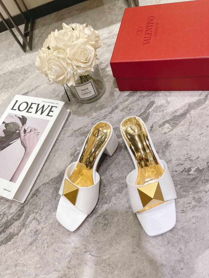 VALENTINO GARAVANI Roman Stud WOMEN 6