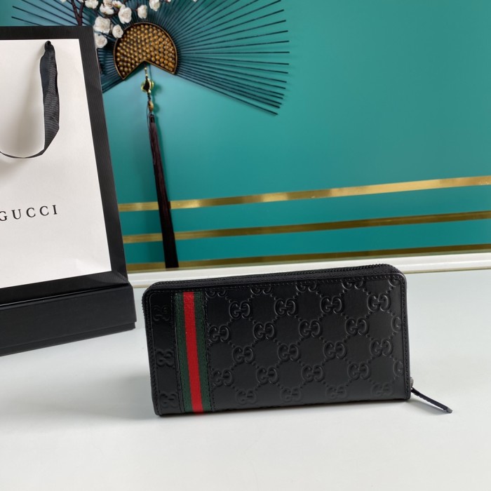 Handbag Gucci 291105 size 19*10*2 cm