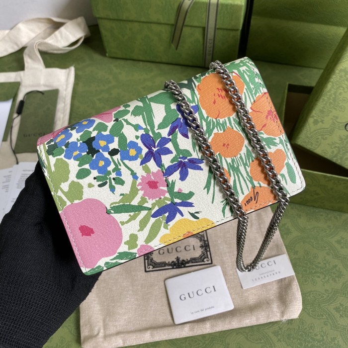 Handbag Gucci 476432 size 16.5*10*4.5 cm