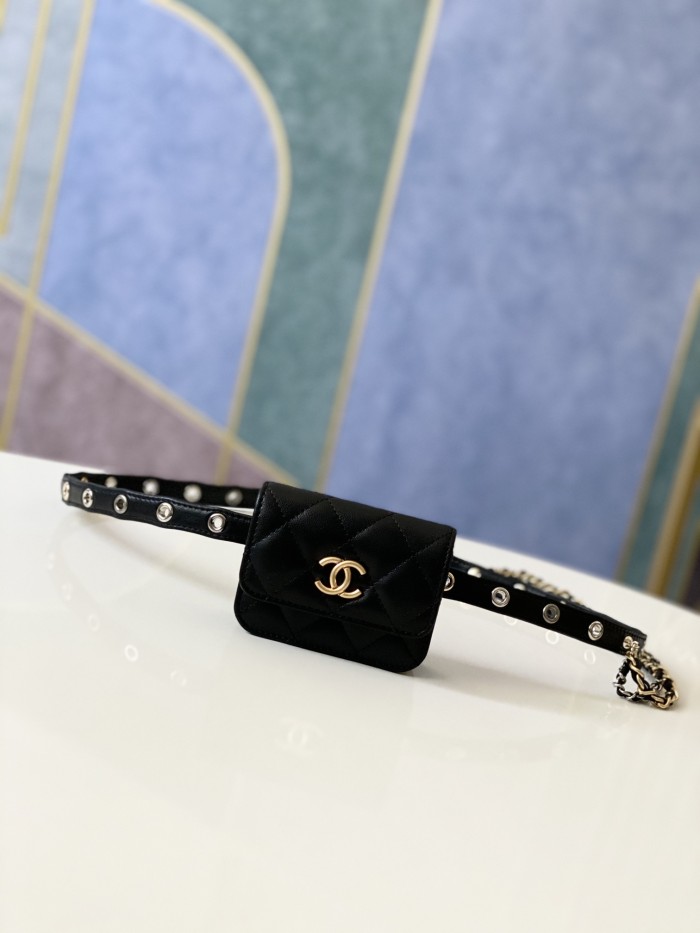 Handbag Chanel 81179 size 12 8.5 2.5 cm