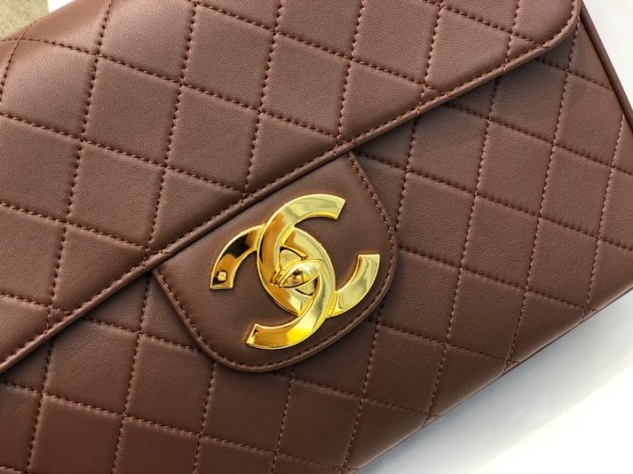 Handbag Chanel A088 size 30x8x21 cm