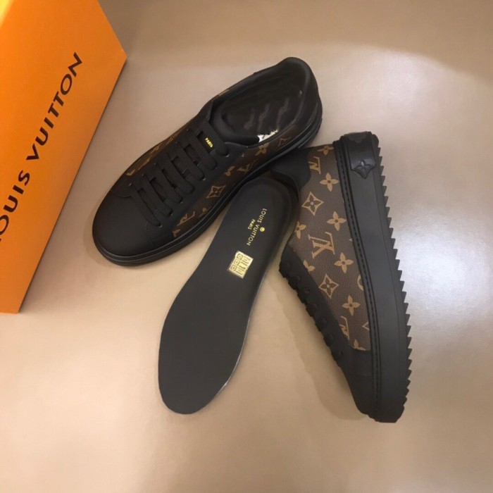 Louis Vuitton Low Top sneaker 36