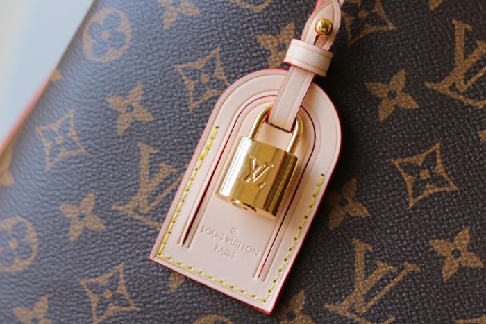 Handbag Louis Vuitton M45900 size：29×18×12cm M45898 size：34x24x15cm