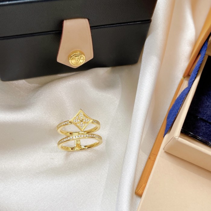 Clothes Louis Vuitton 101