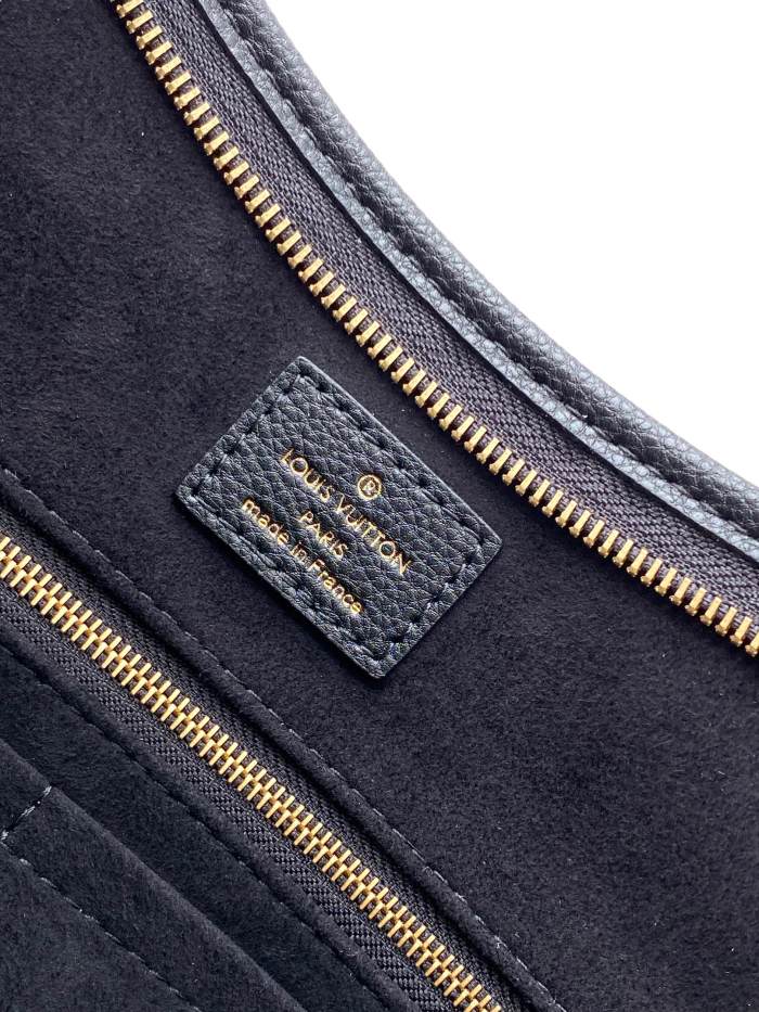 Handbag Louis Vuitton 46288 size 39x 30x 15cm