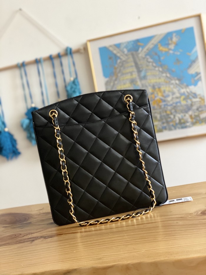 Handbag Chanel A99 size 28*9 *30 cm