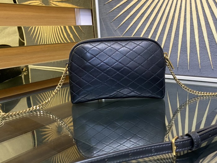 Handbags SAINT LAURENT 733667 size 19x3x3.5 cm