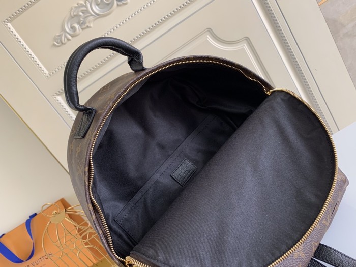 Handbag Louis Vuitton M41561 size 28×33×16 cm