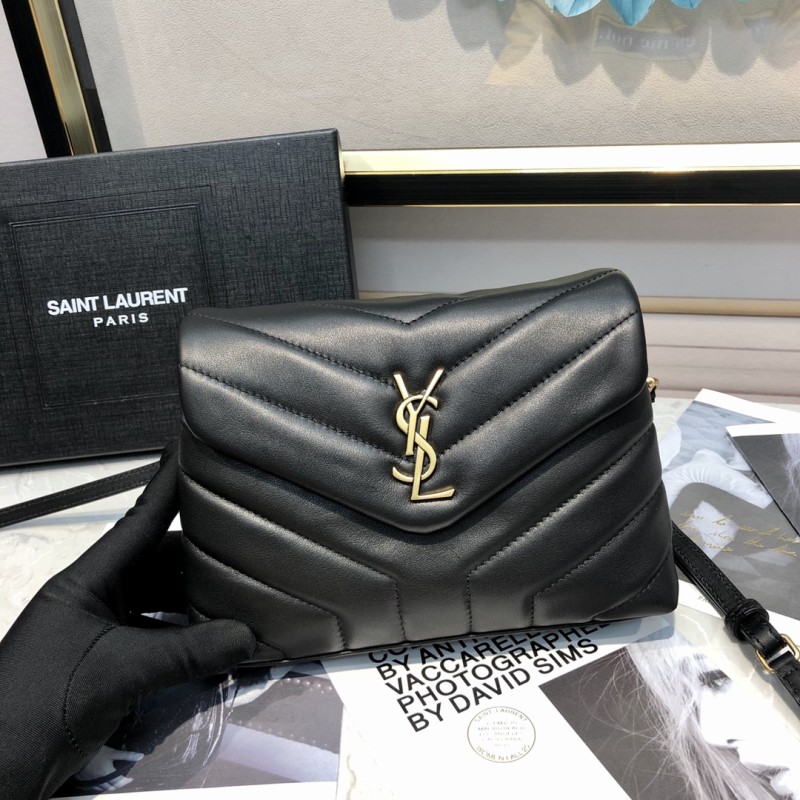 Handbags SAINT LAURENT 467072 size 20X14X7 cm