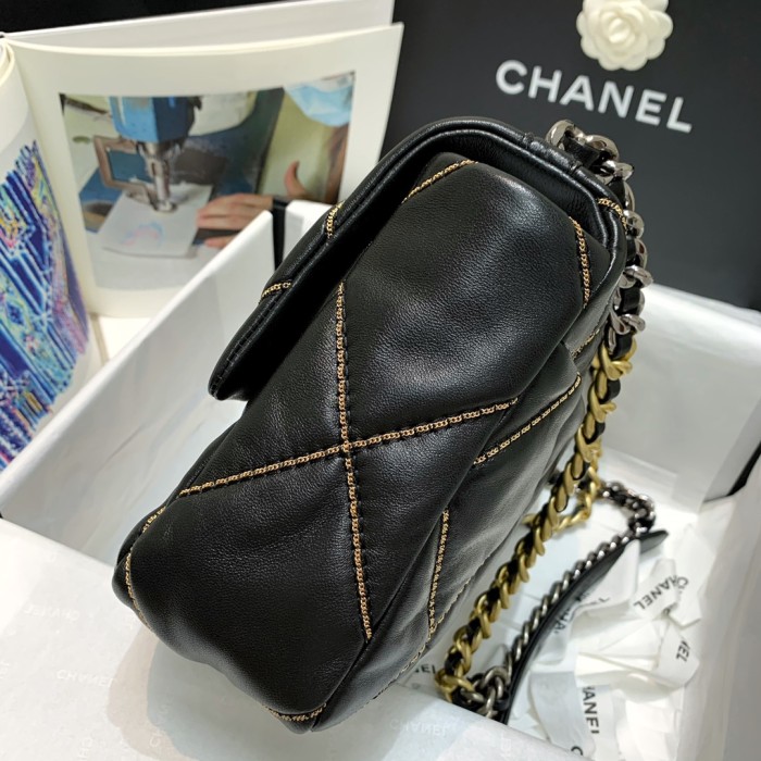 Handbag Chanel 6161 size 30 cm