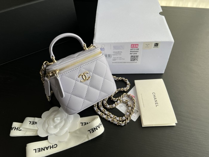 Handbag Chanel AP2198 size 11cmx8.5cmx7 cm