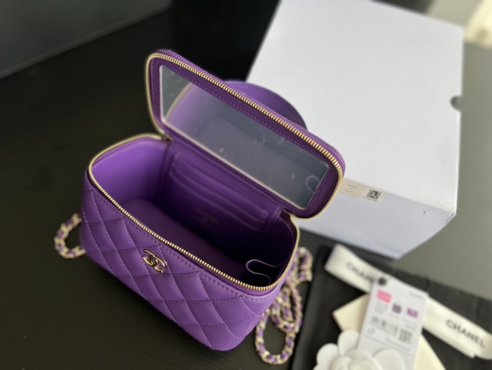 Handbag Chanel AP2199 size 17cmx9.5cmx8 cm