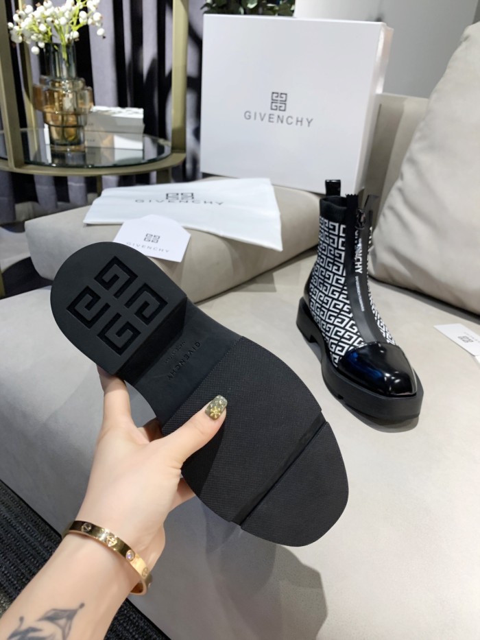 Givenchy Boots 14