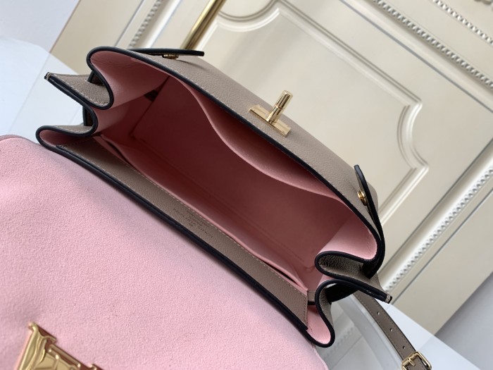 Handbag Louis Vuitton M53937 size 28×20×11.5cm