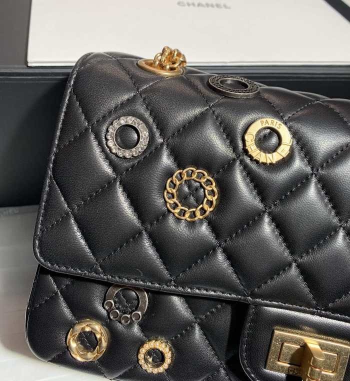 Handbag Chanel size 25 cm
