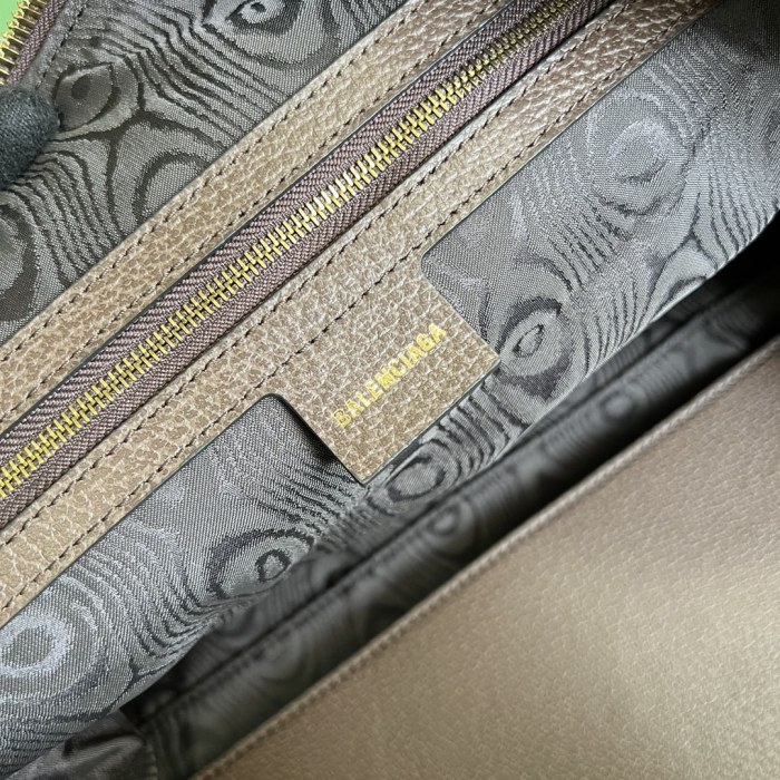 Handbag Gucci 680124 size 44*27*24 cm