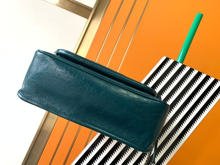 Handbags SAINT LAURENT 653158 size 28X20.5X8.5 CM