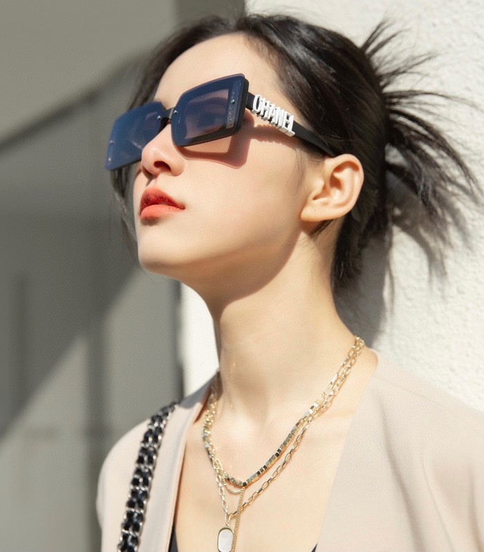 Sunglasses Chanel CH2771