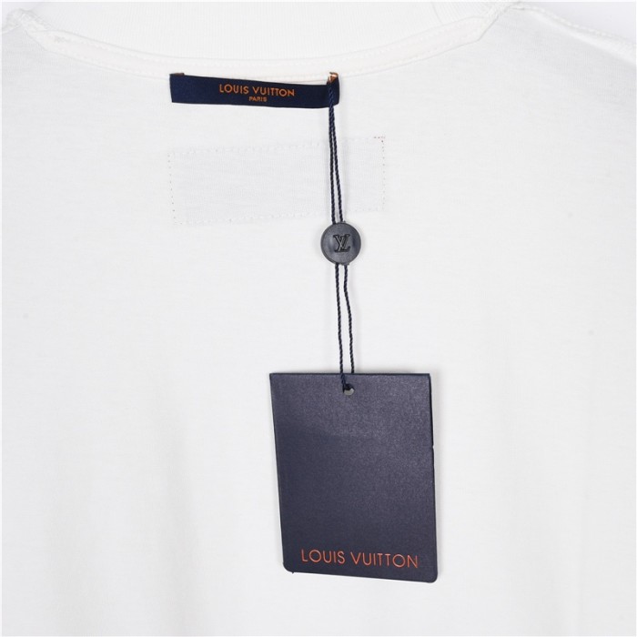 Clothes Louis Vuitton 305