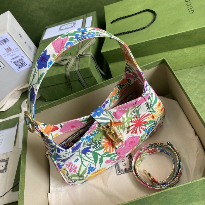Handbag Gucci 636709 size 28*19*4.5 cm