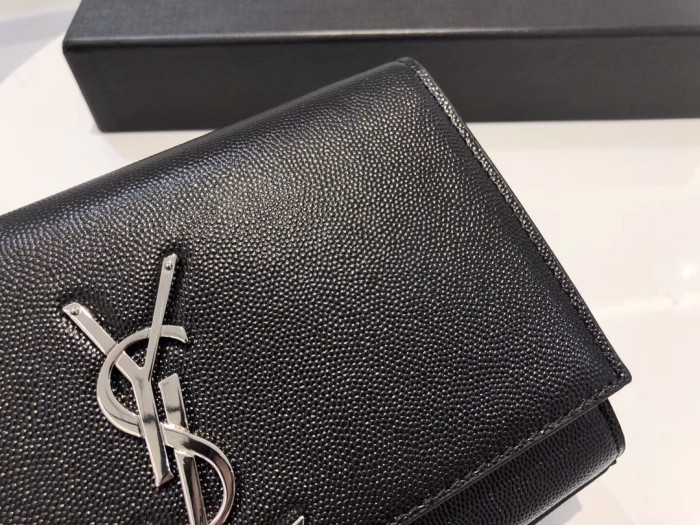 Handbags SAINT LAURENT 469390 size 20x12.5x5 cm