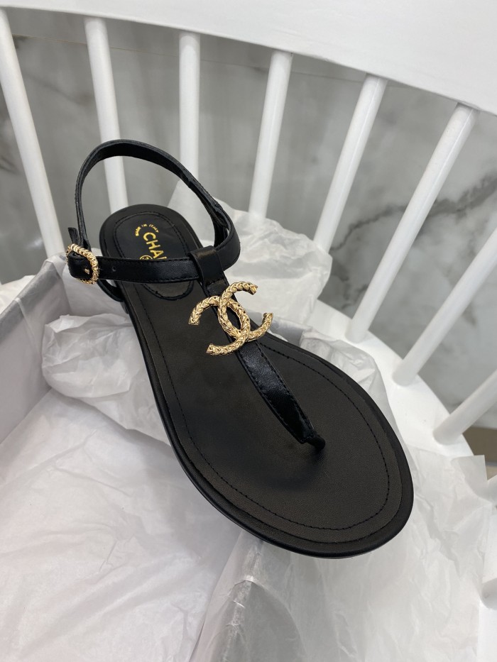 Chanel Slides 28