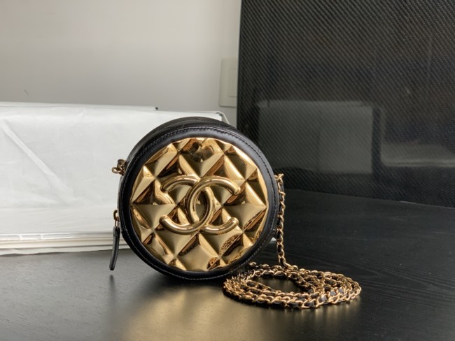 Handbag Chanel 2388 size 12.5cmx5.8 cm