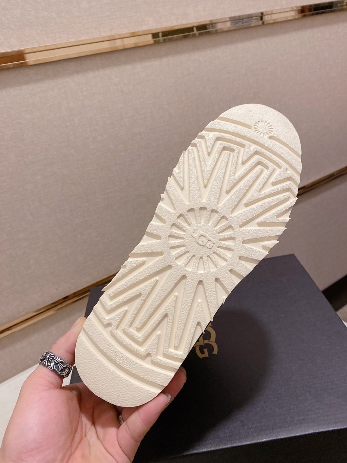 UGG Sneaker 64