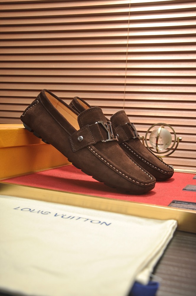 Louis Vuitton Leather Boots 37