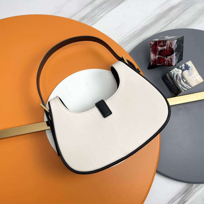 Handbags SAINT LAURENT 672615 size 24.5×18×7 cm