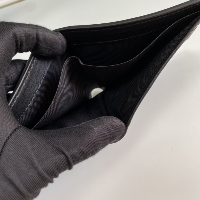 Handbag Gucci 451268 size 11*9*1.5 cm